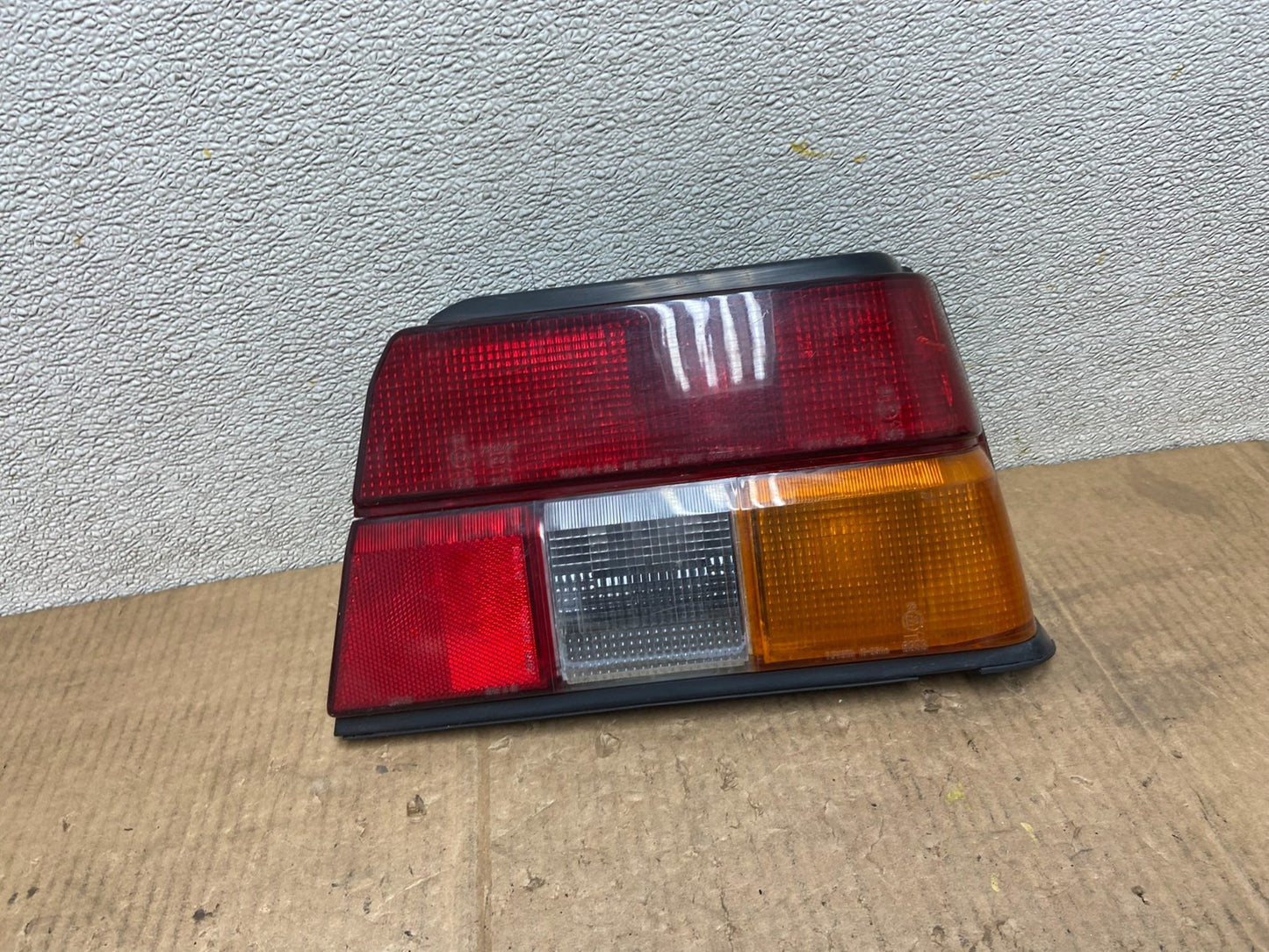 1983 1984 Toyota Tercel Hatchback Right Passenger Side Tail light AA66060