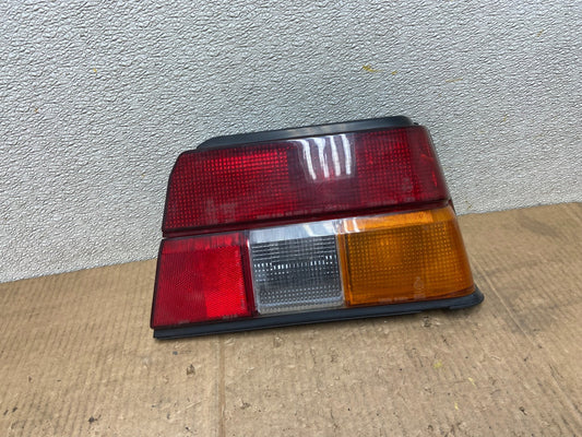 1983 1984 Toyota Tercel Hatchback Right Passenger Side Tail light AA66060