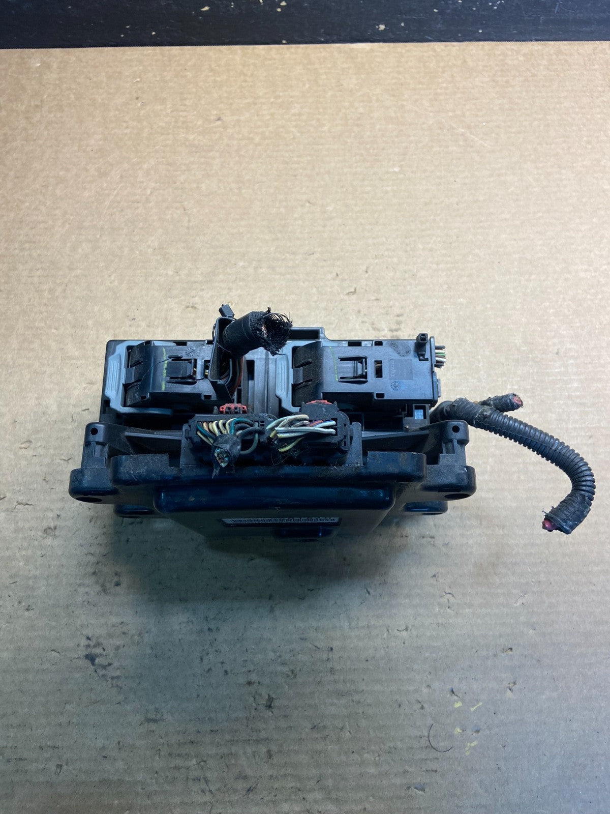 2006 Jeep Grand Cherokee Fuse Box Multi-Function Relay BCM Body Module AA0688 DG4
