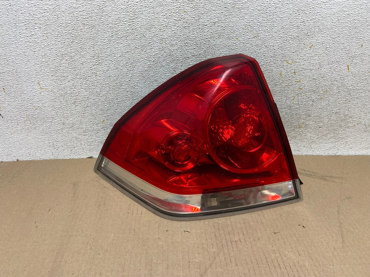 2006 to 2012 Chevrolet Impala Left Driver Lh Side Tail Light AH6696 LK0