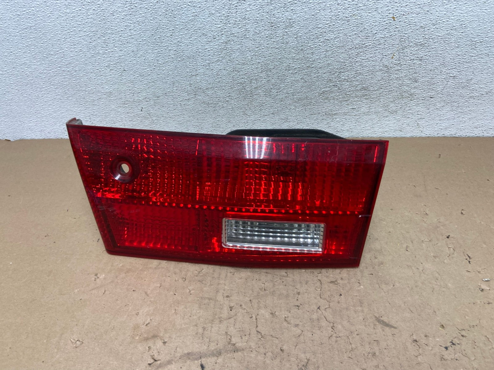 2005 Honda Accord Sedan Right Passenger Inner Tail Light AG4434 LK0