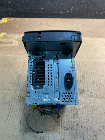 2006-2008 Mercedes W251 R350 R320 Head Command Navi Radio CD Player Y7404 DG1