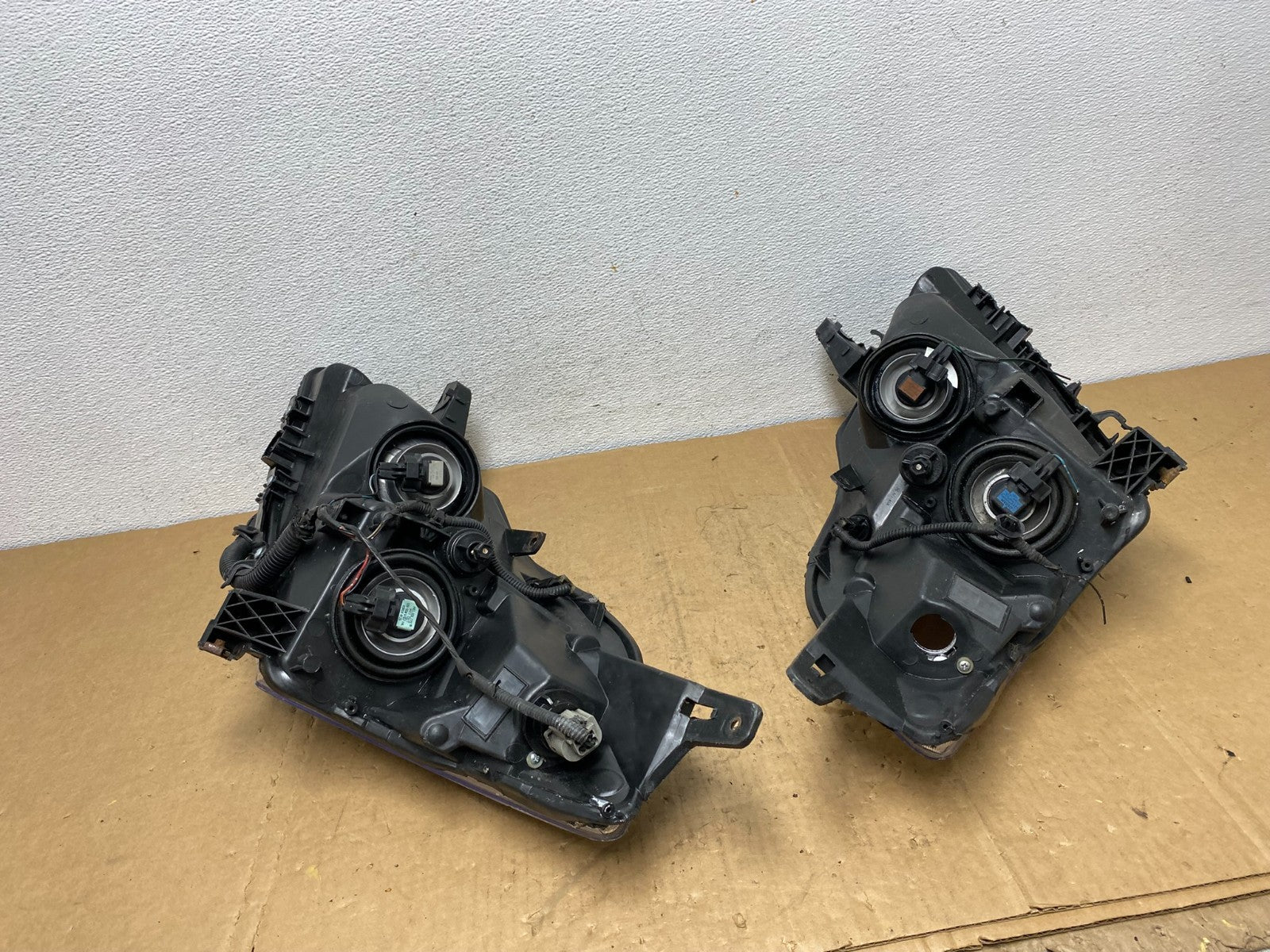 Sedan 2007 2008 2009 Nissan Altima Left+Right Set Headlights AD1237 DW6