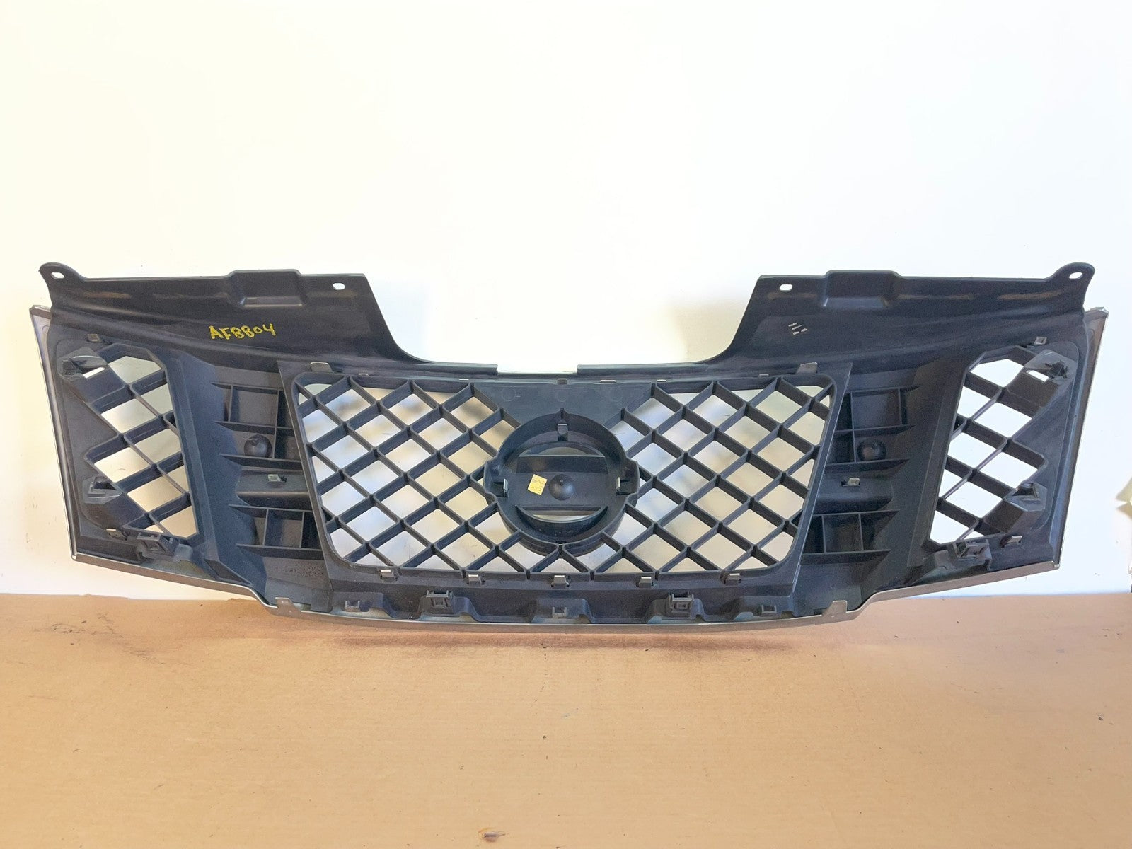 2008 to 2012 Nissan Pathfinder Front Upper Chrome Grill Grille AF8804 DG3