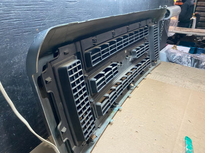 2008 to 2014 Ford Econoline E150 E250 Front Upper Chrome Grill Grille w5724 DG13