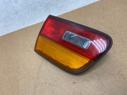 1998 1999 2000 Toyota Sienna Right Passenger Inner Tail light AE3097 LK1