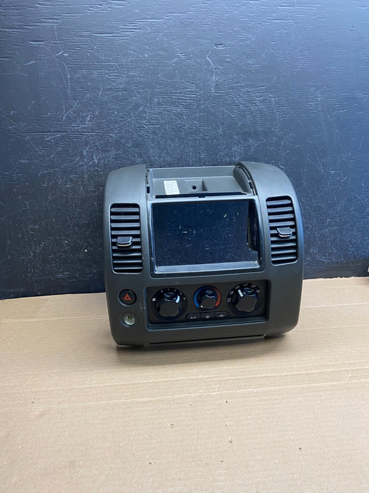 2005-2008 Nissan Pathfinder Radio A/C Heat Temperature Climate Control AG5043 DG0