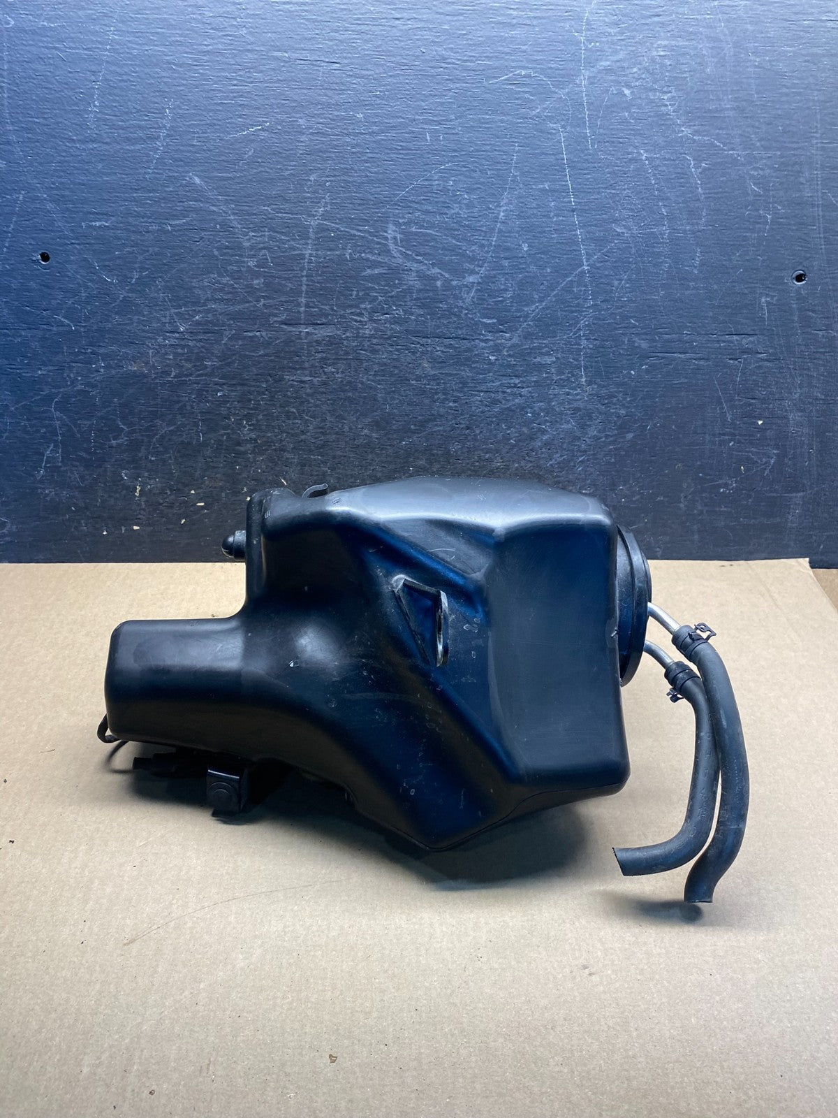 2015 to 2017 Mercedes-Benz S AMG W222 Windshield Washer Reservoir AH17743