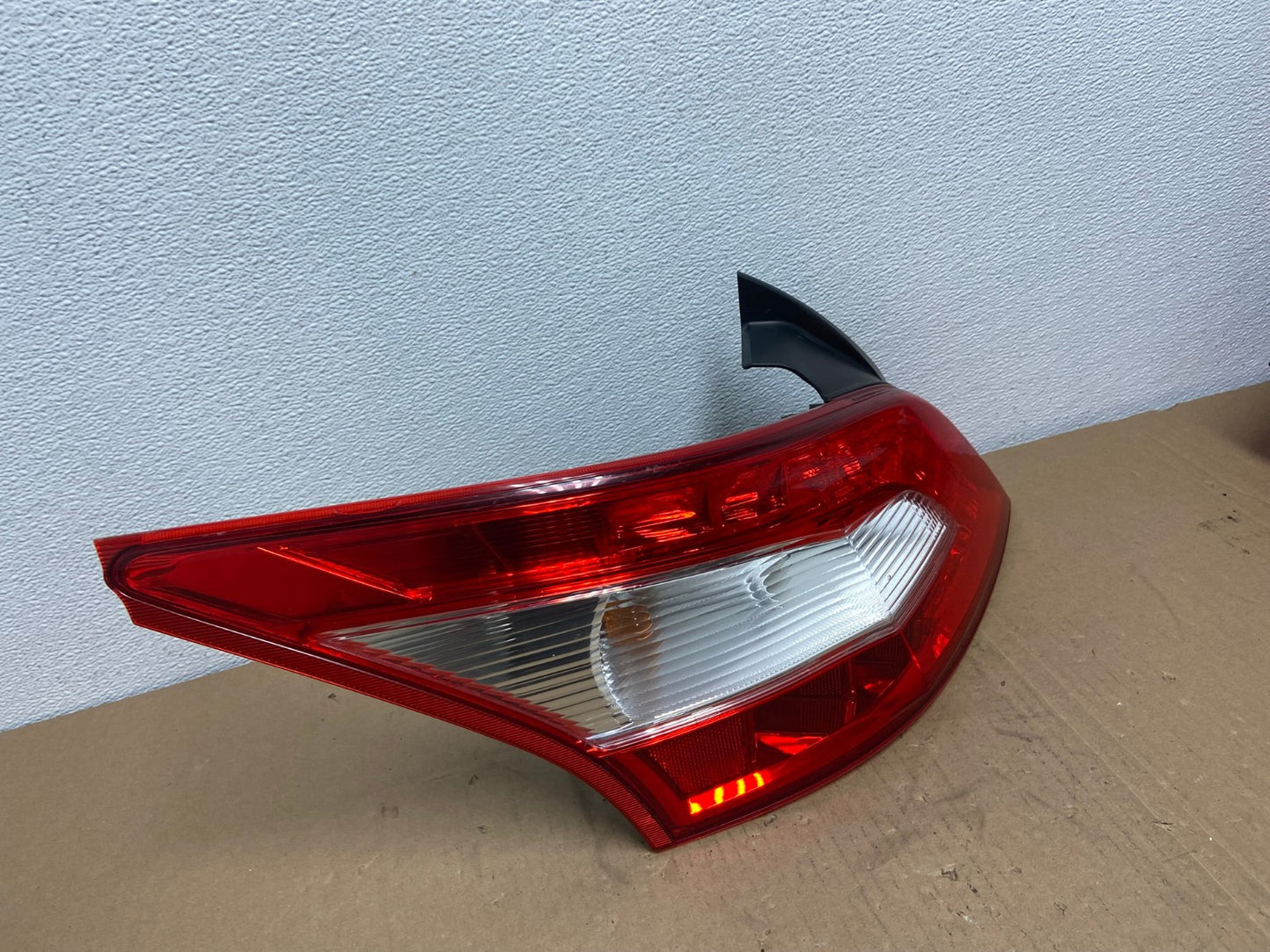 2009 2010 2011 Nissan Maxima Left Driver Lh Side Tail light OEM AB6476 LK2