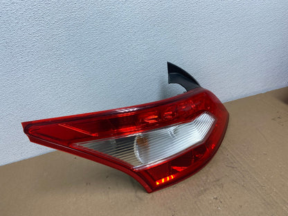 2009 2010 2011 Nissan Maxima Left Driver Lh Side Tail light OEM AB6476 LK2
