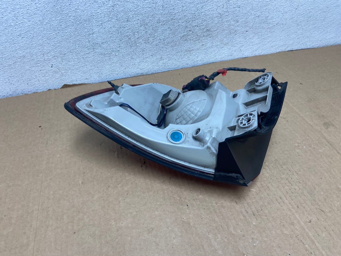 2008 to 2012 Buick Enclave Left Driver Side Lh Tail Light AG2018 LK5