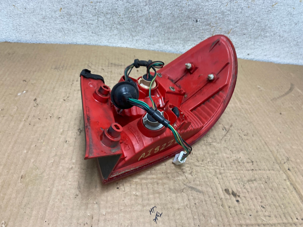 2001 2002 Mazda Millenia Left Driver Side Tail Light AI8228 LK7