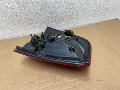 2002 to 2005 Ford Explorer Right Passenger Rh Side Tail light AG8907 DW4