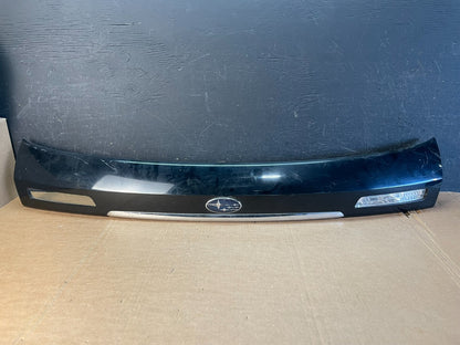 2005-2009 Subaru Legacy Outback Tail Lift Gate Trunk Finish Molding AE8344 DG0