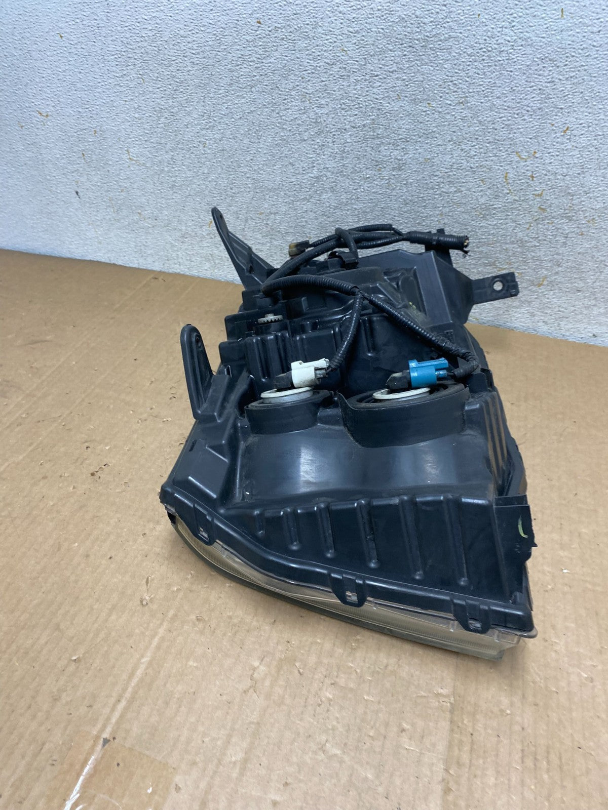 2009 2010 2011 Honda Pilot Right Passenger RH Halogen Headlight AI8938 DW7