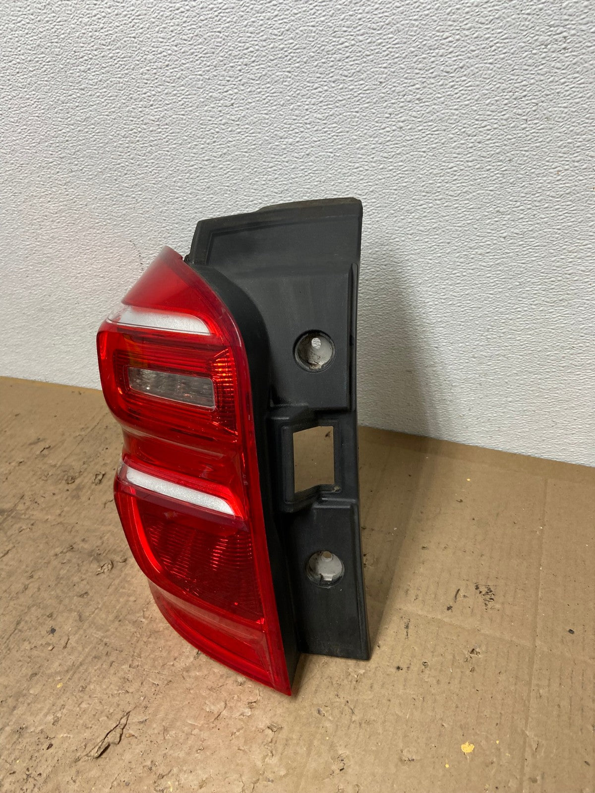 2016 to 2017 Chevrolet Equinox Left Driver Lh Side Tail Light OEM Y0412 GD1