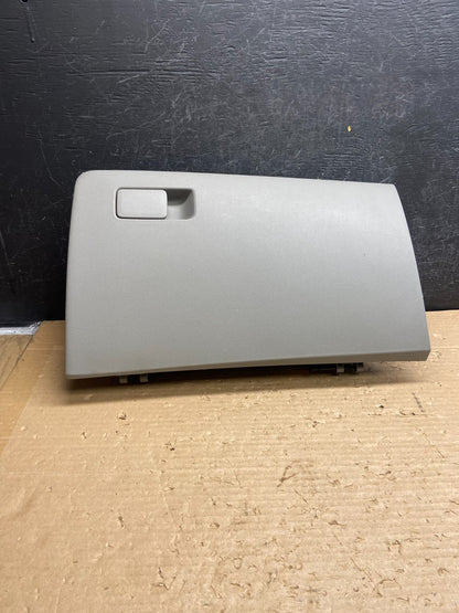 2017 to 2020 Hyundai Elantra Right Passenger Side Glove Box AG8507 DG0