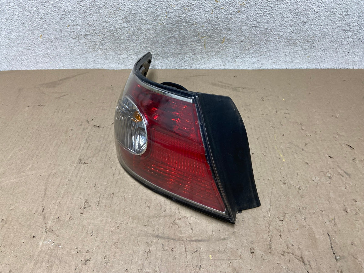 2002 to 2004 Lexus ES300 ES330 Left Driver Side Tail Light DEPO AH7640 LK2