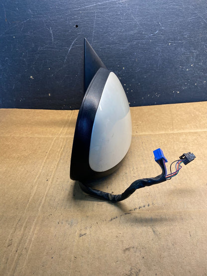 2003-2006 Chevrolet Tahoe Suburban Right Passenger Turn Door Mirror AB3700 MS10