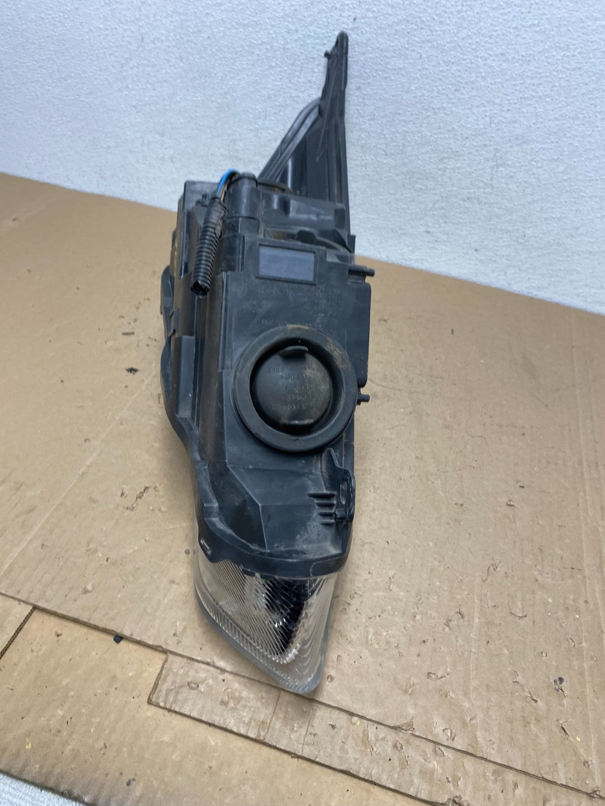 2015 to 2018 Ford Focus Left Driver LH Side Headlight AC5826 DW6