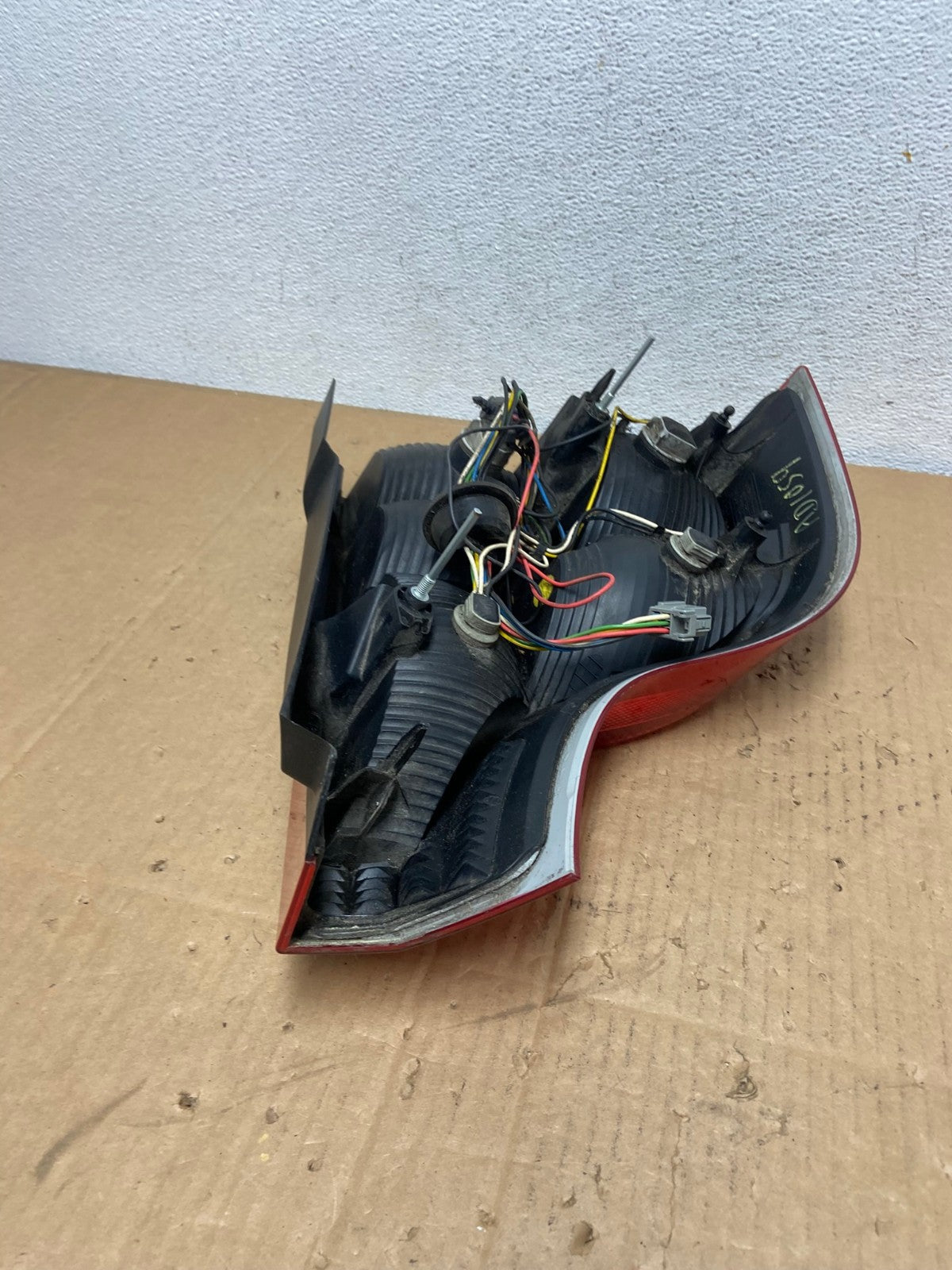 2007 to 2012 Volvo XC90 Right Passenger RH Side Lower Tail Light AD1059 LK5