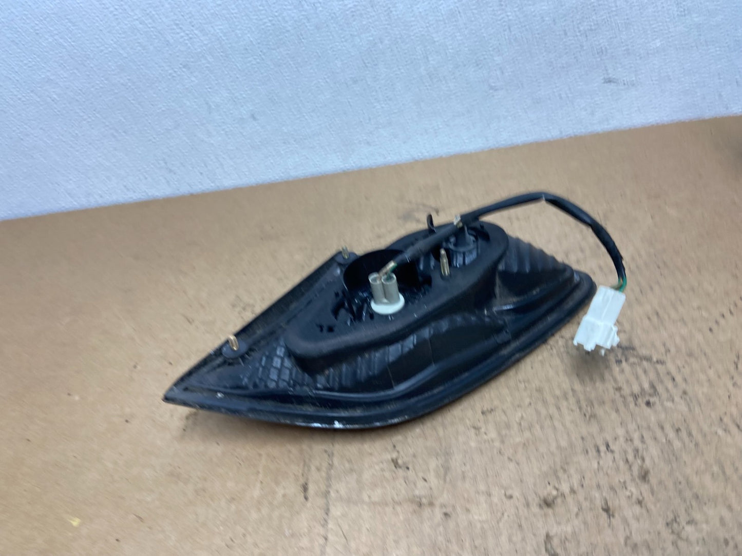 2002 2003 2004 Lexus ES300 ES330 Left Driver Lh Inner Tail Light Oem AC3237 DW4