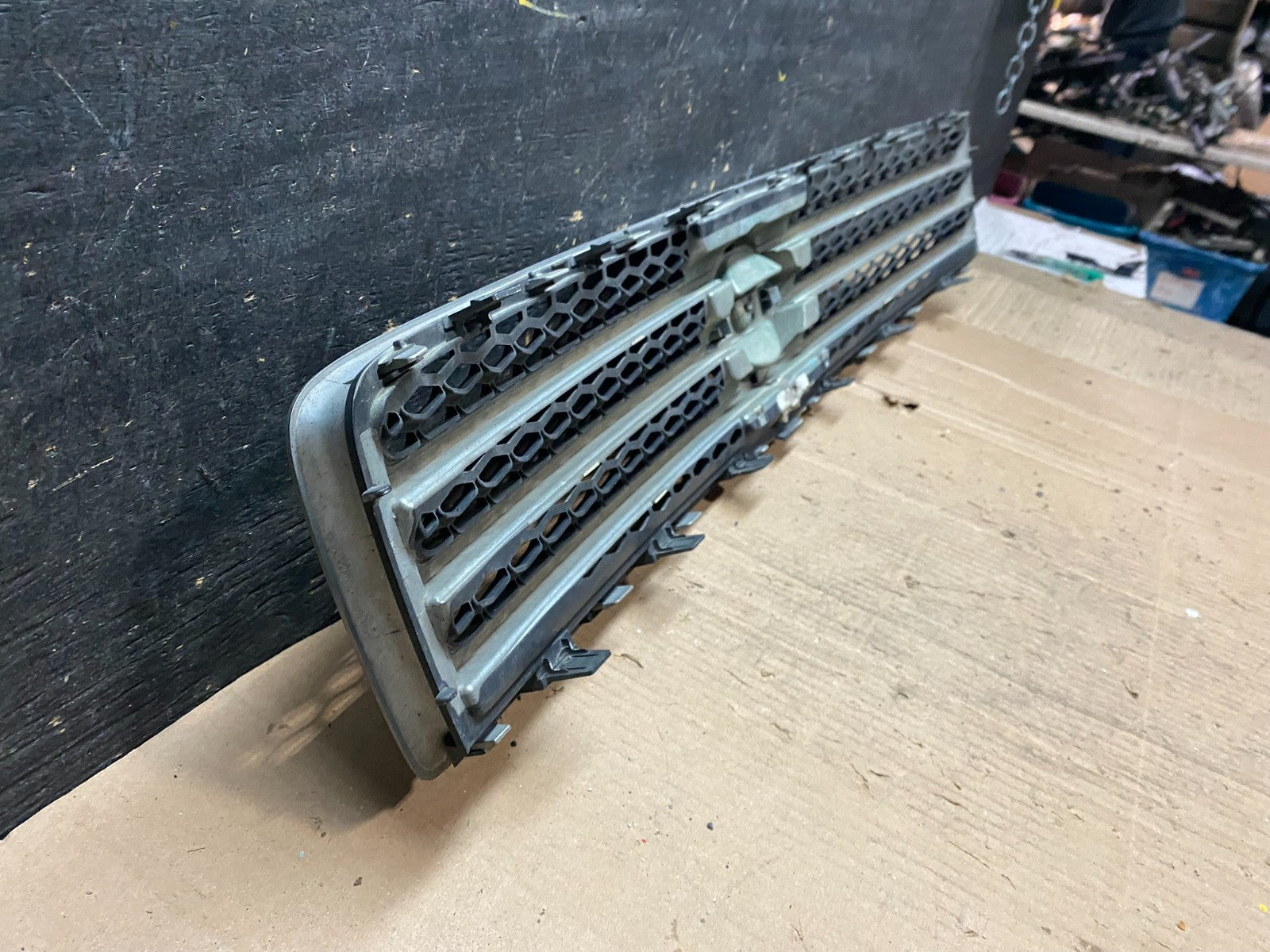 2009 to 2011 Nissan Maxima Front Upper Grill Grille 62070-9N00A W4825 DG5