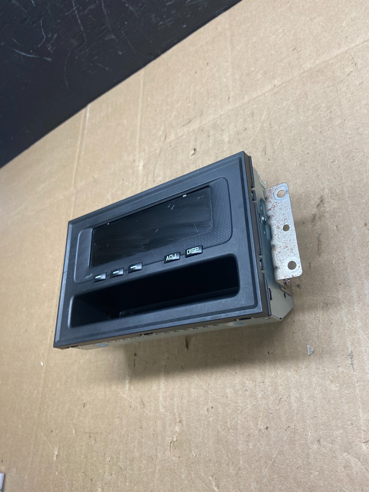 2001-2006 Mitsubishi Montero Information Dash Display Screen  OEM ab9377 DG2