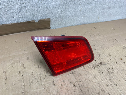 2010-2014 Subaru Legacy Left Driver Lh Side Tail Light Inner U6509 DW2