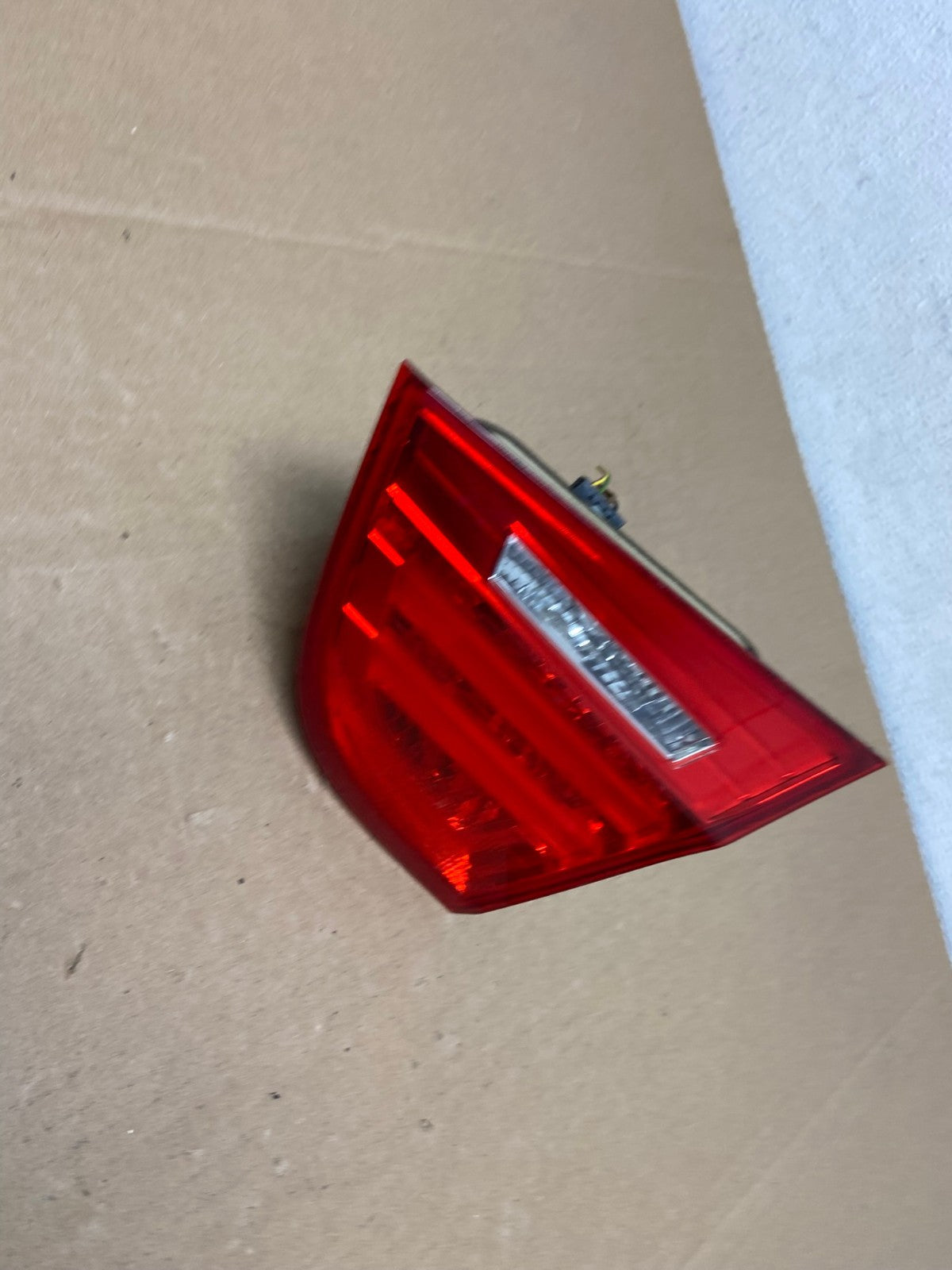 2009 2010 2011 BMW 3 328i 335i E90 Right Passenger RH Tail Light Inner AC5595 LK2