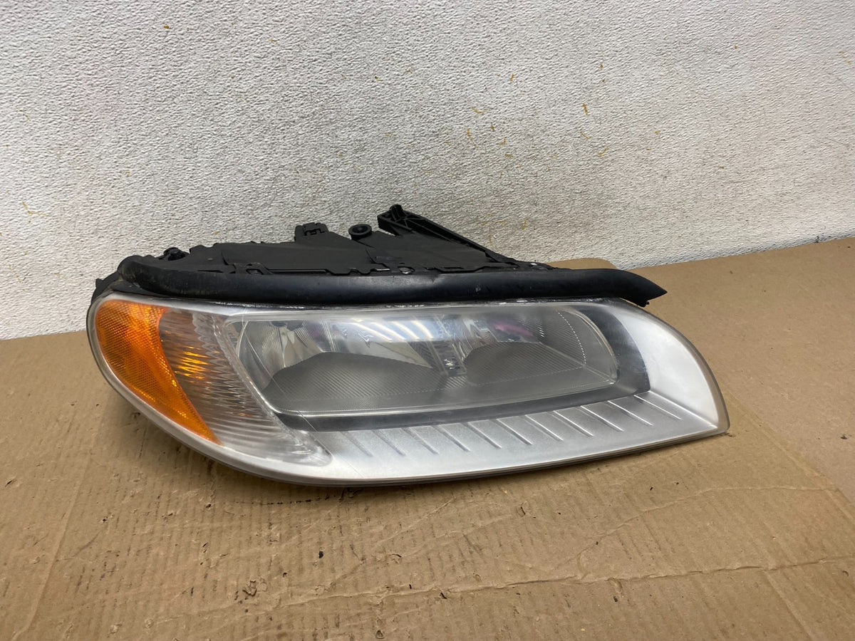 2008 to 2013 Volvo XC70 V70 S80 Right Passenger Side Halogen Headlight AI1269 DW0