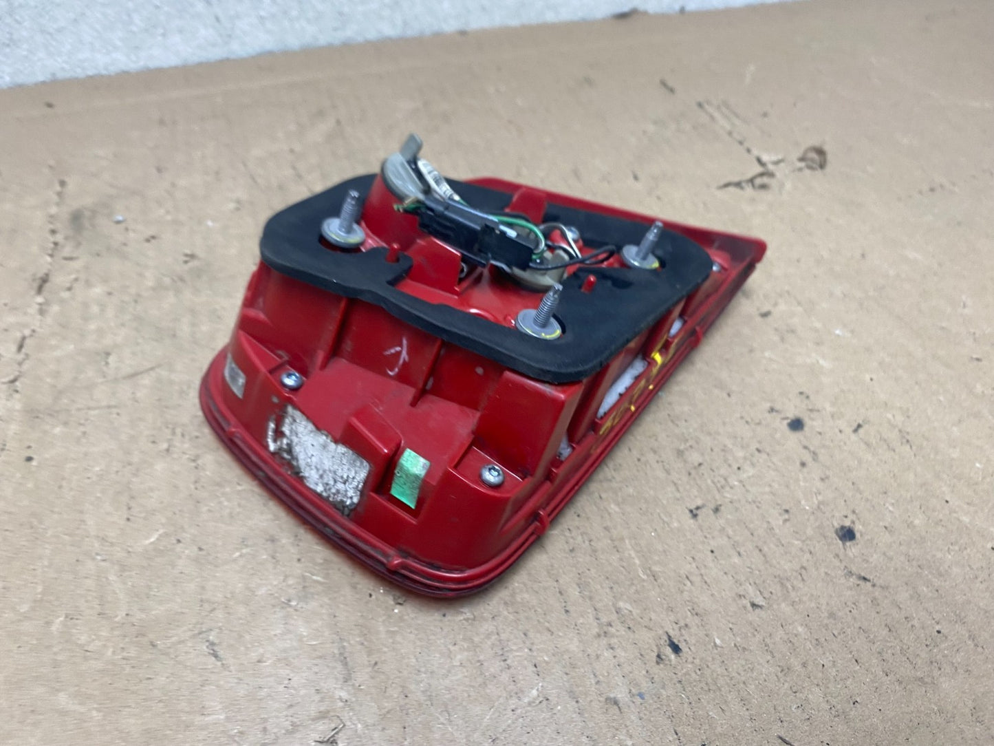 2013-2016 Chevrolet Malibu Right Passenger Rh Inner Tail Light Oem S0776 DW6