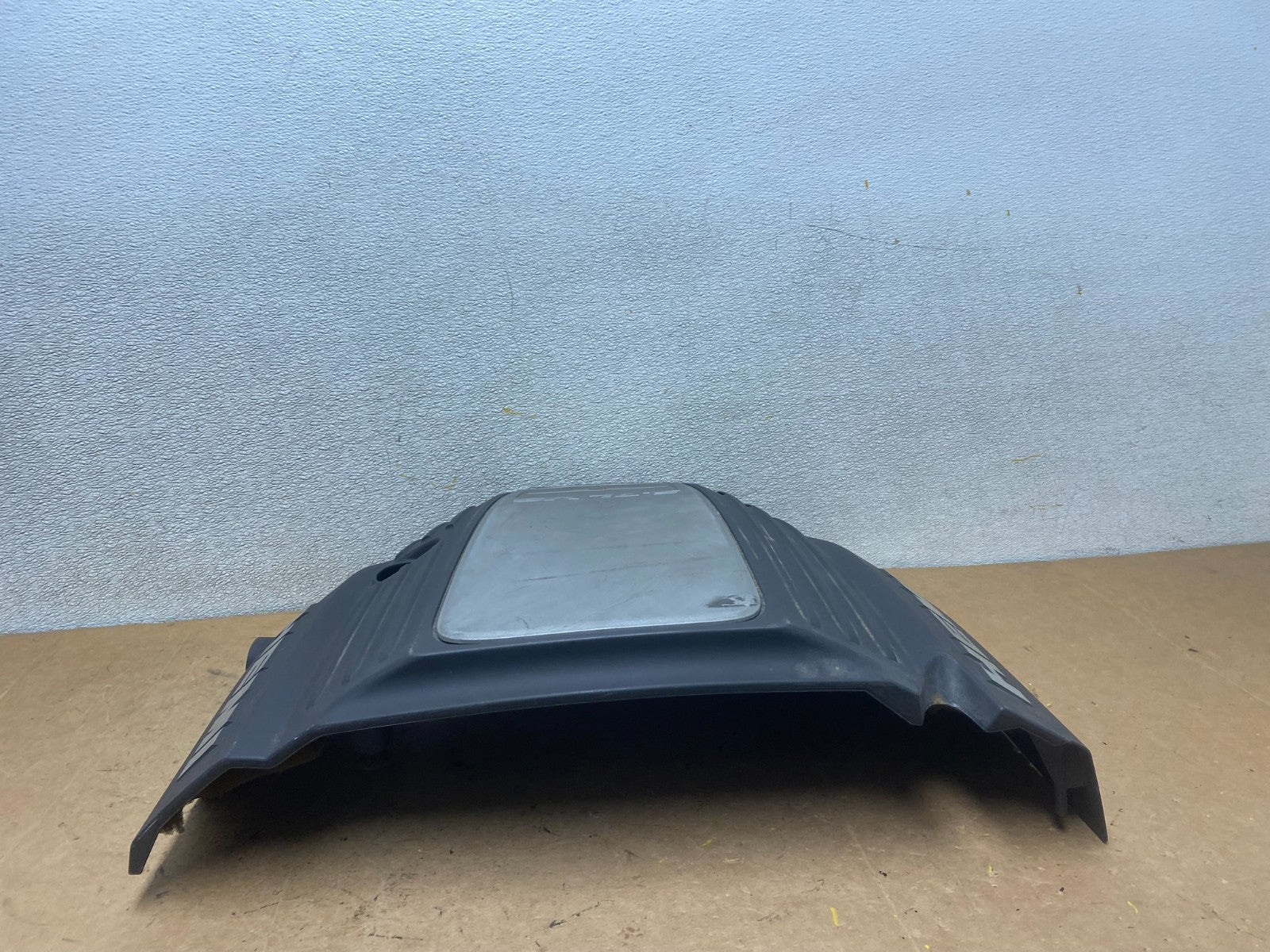 2005 to 2010 Chrysler 300 5.7L V8 Hemi Engine Motor Cover OEM X5597 DG5