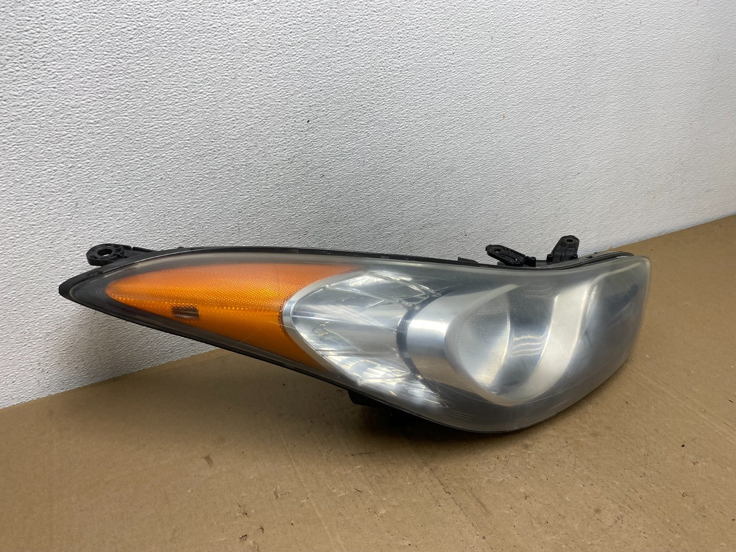 2011 2012 2013 Hyundai Elantra Right Passenger Headlight AC5679 DW2