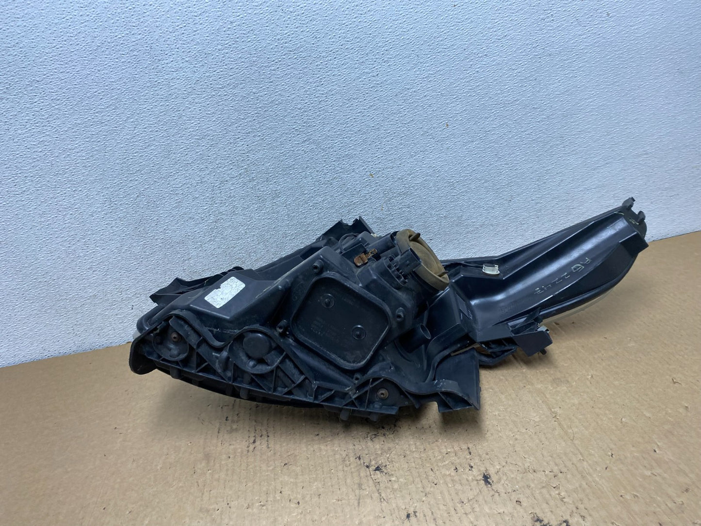 2011 to 2015 Ford Explorer Right Passenger Halogen Headlight AG2247 DW10