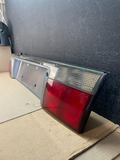 1998 to 2004 Cadillac Seville Trunk Lid Mounted Inner Tail Light Brake AE34651