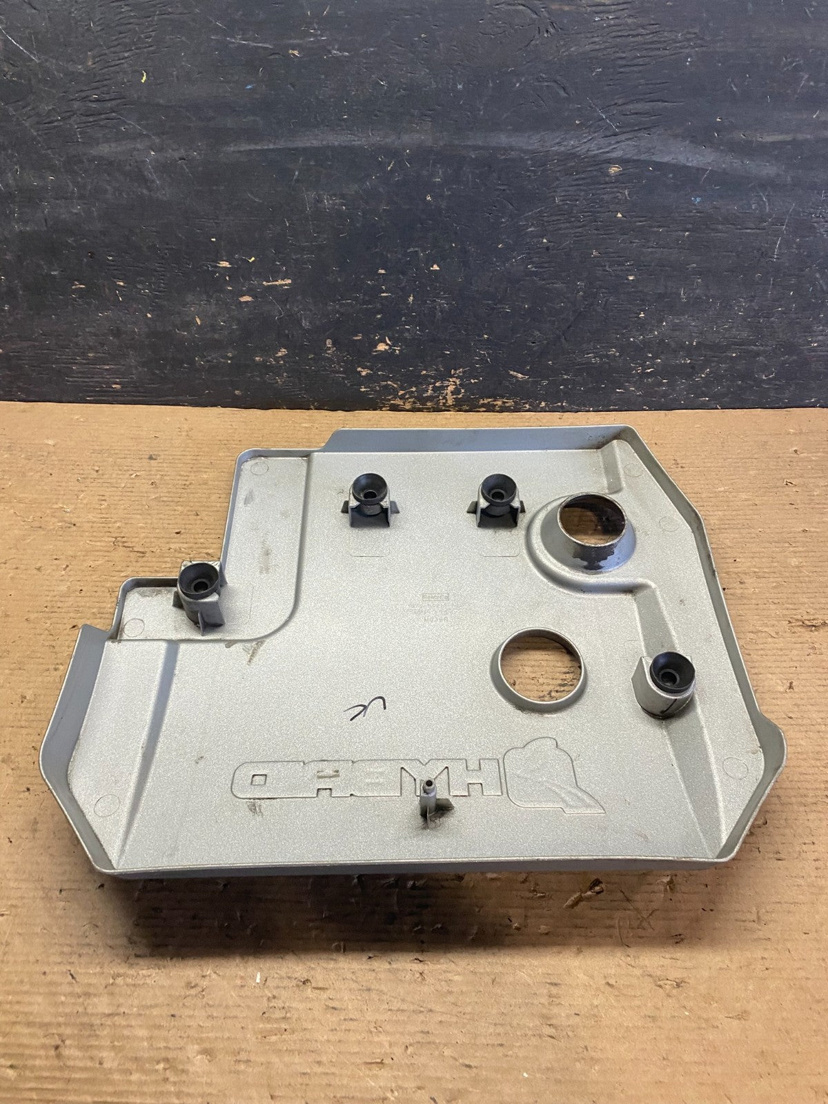 2005 to 2008 Ford Escape Hybrid Engine Motor Cover Oem s3445 DG5