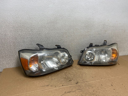 2004 2005 2006 Toyota Highlander Headlights Left+Right Side AB4833 DW2