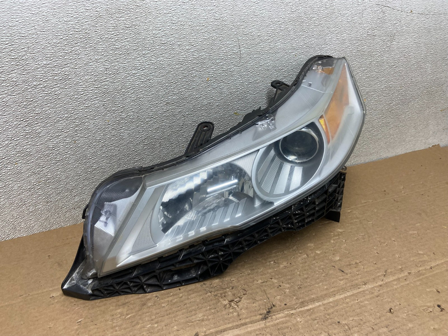 2012 to 2014 Acura TL Headlight Left Driver LH Side Xenon HID AB4858 DW2