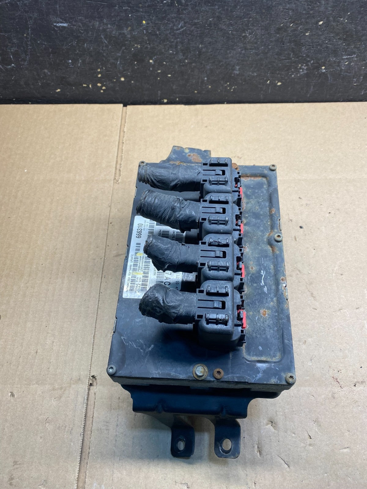 2008 2009  Dodge Caravan 3.6L Engine Computer ECU OEM V6519 DG0
