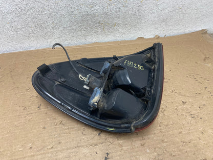 2004 to 2007 Dodge Grand Caravan Left Driver Lh Tail Light AH9250 LK3