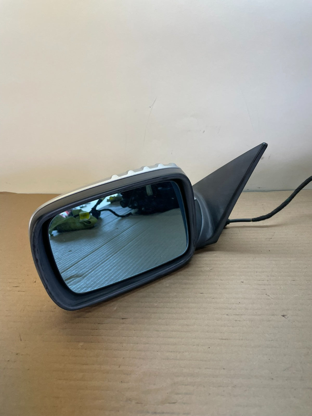 2001 to 2006 BMW 3-Series Left Driver Lh Side View Door Mirror AH8661 DG2