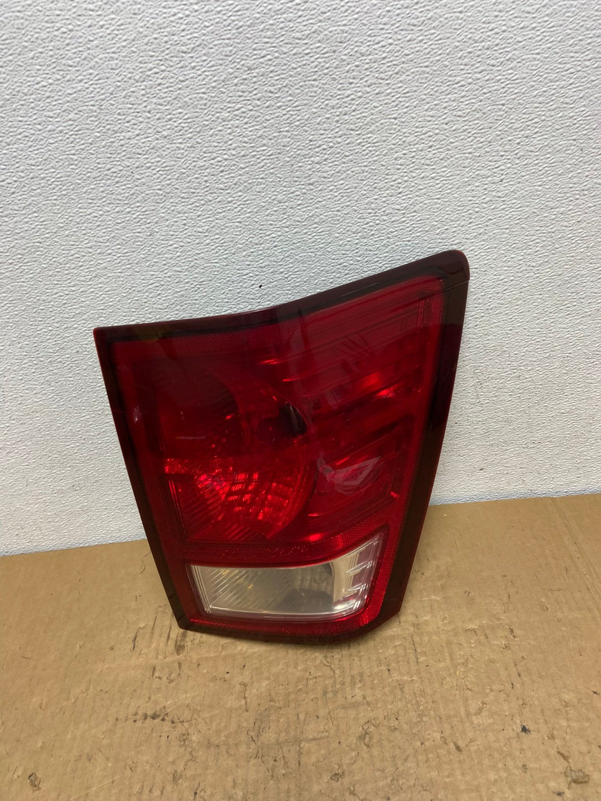2007 to 2010 Jeep Grand Cherokee Right Passenger Tail Light AC8226 LK0