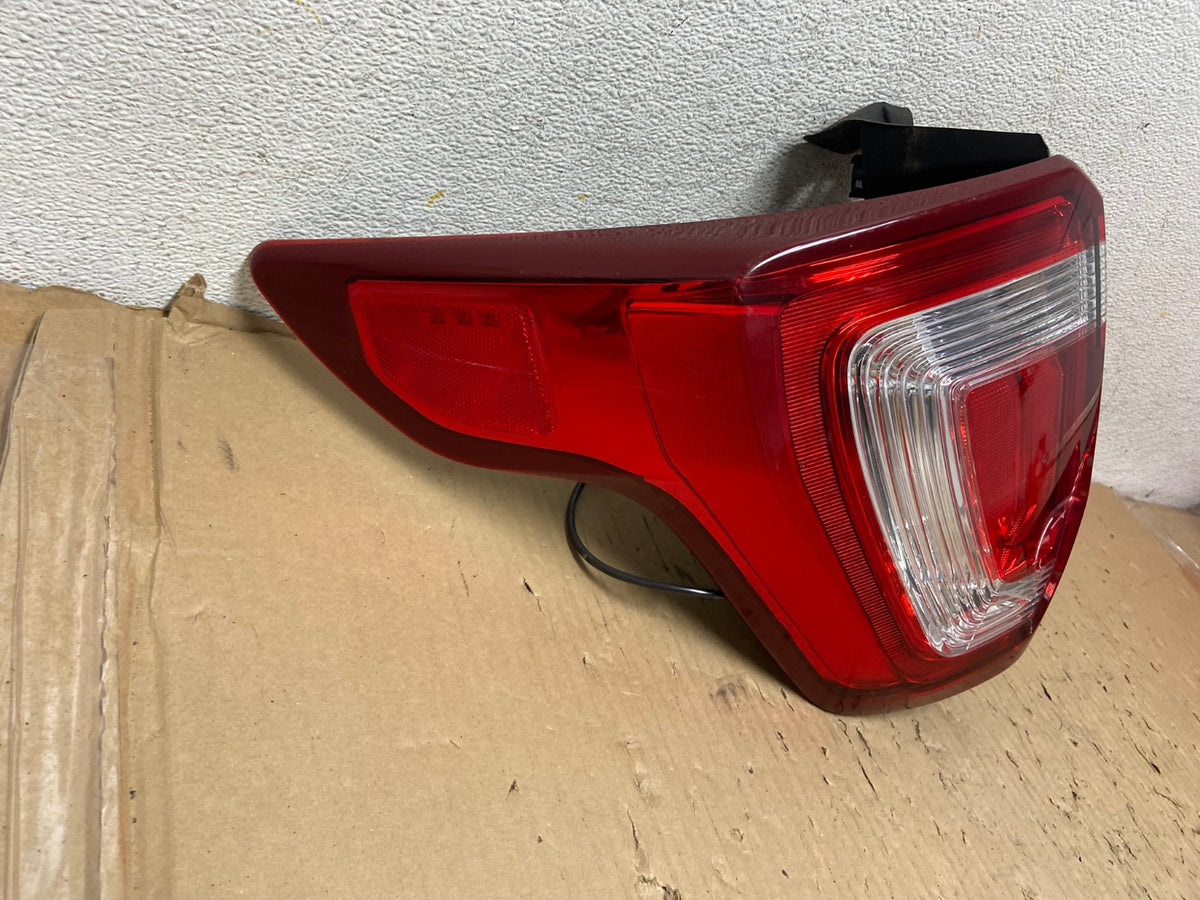 2016 to 2019 Ford Explorer Left Driver Lh Side Tail light AH2896 LK1