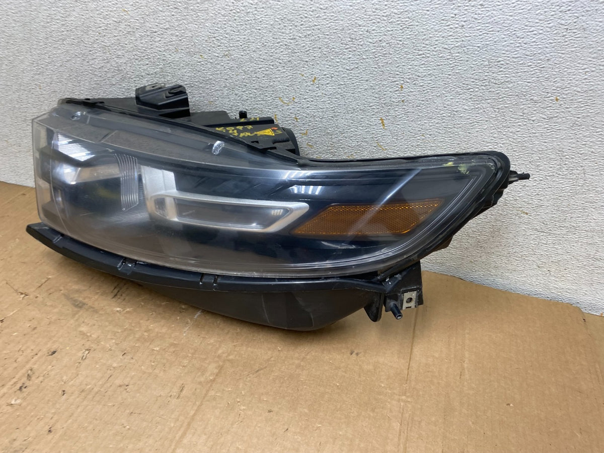 2013 to 2019 Ford Taurus Left Driver LH Side Headlight Xenon HID AI8923 DW1