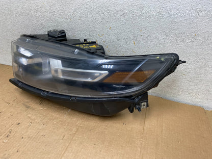 2013 to 2019 Ford Taurus Left Driver LH Side Headlight Xenon HID AI8923 DW1