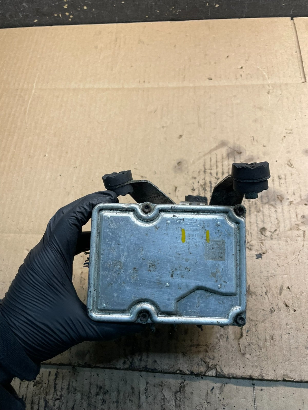 2011 - 2017 BMW F25 X3 ABS Anti-Lock Brake Pump Module OEM V9104 DG4