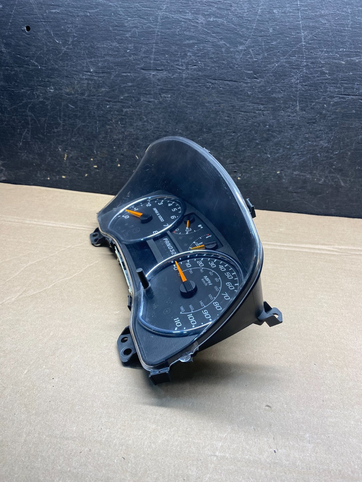 2006 to 2012 Chevrolet Colorado Instrument Cluster Speedometer AH9826 PS2