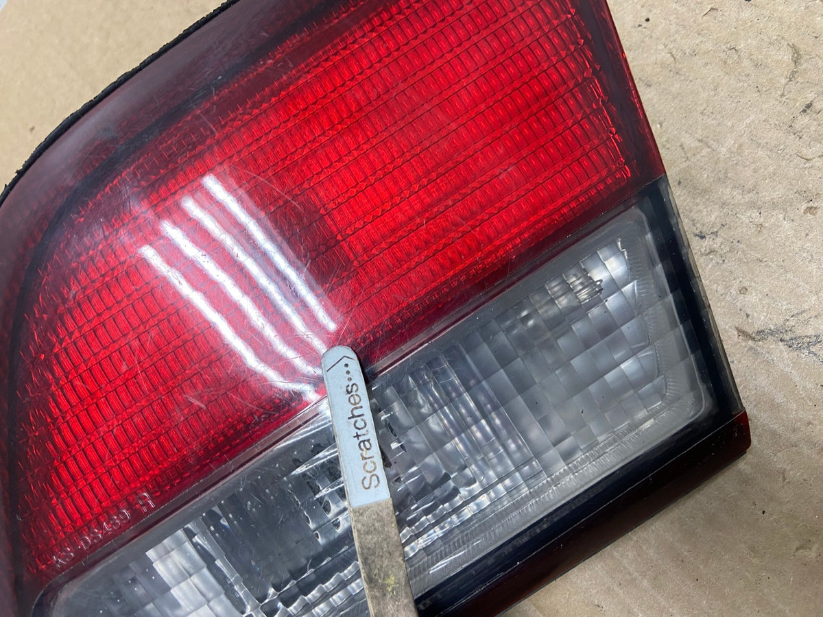 1997 1998 1999 Nissan Maxima Right Passenger RH Inner Tail Light AF9791 LK3