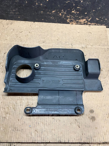 1999 2000 2001 Infiniti i30 3000 v6 Engine Cover Motor Shield w6048 DG4